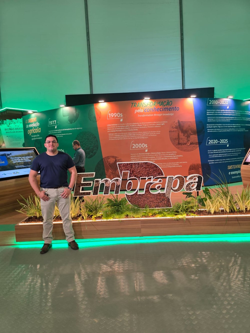 At an Embrapa exhibition on the Amazonian bioeconomy, Belém.